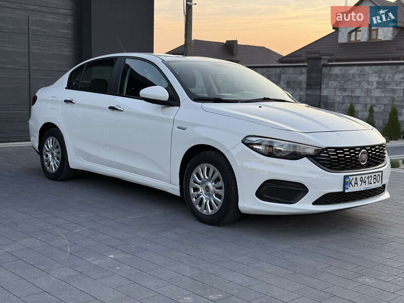 Седан Fiat Tipo 2019 в Дубно