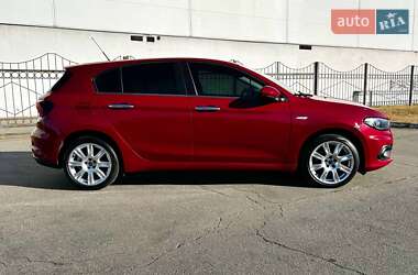 Хэтчбек Fiat Tipo 2020 в 