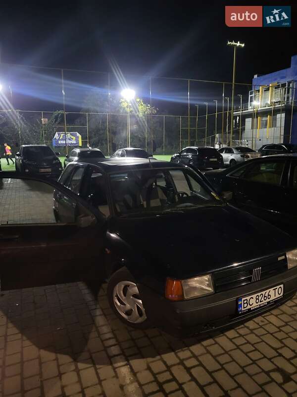 Хэтчбек Fiat Tipo 1988 в Львове