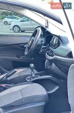 Седан Fiat Tipo 2018 в 