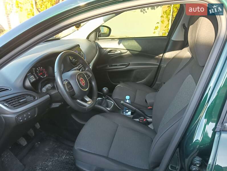 Седан Fiat Tipo 2020 в Городенці