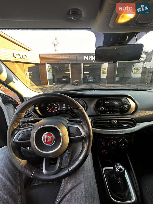 Хетчбек Fiat Tipo 2017 в Черкасах