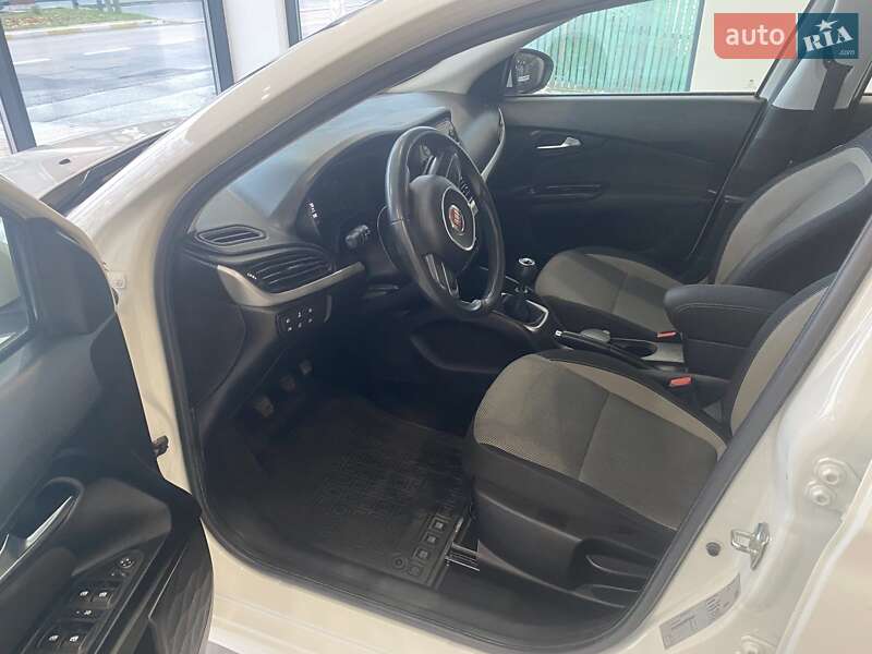 Седан Fiat Tipo 2019 в Ірпені