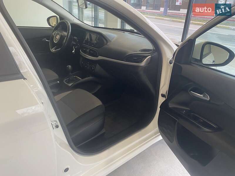Седан Fiat Tipo 2019 в Ірпені