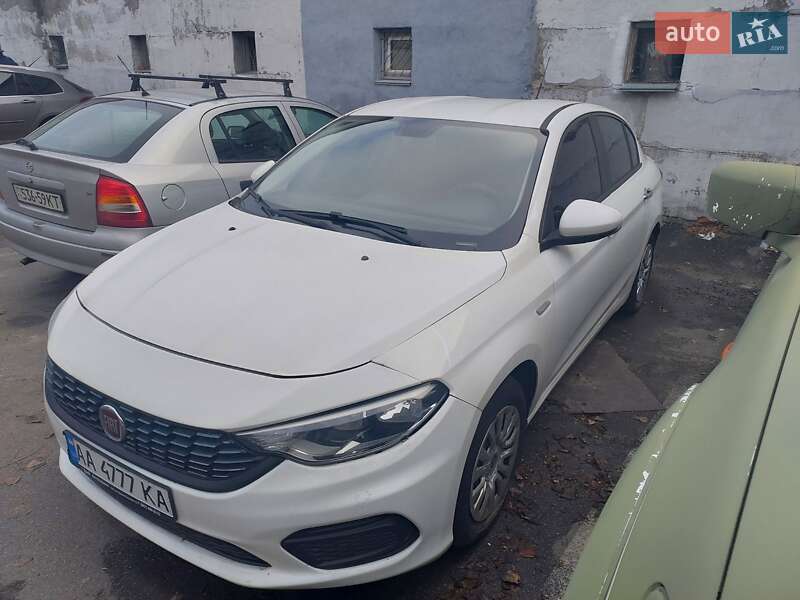 Седан Fiat Tipo 2018 в Киеве