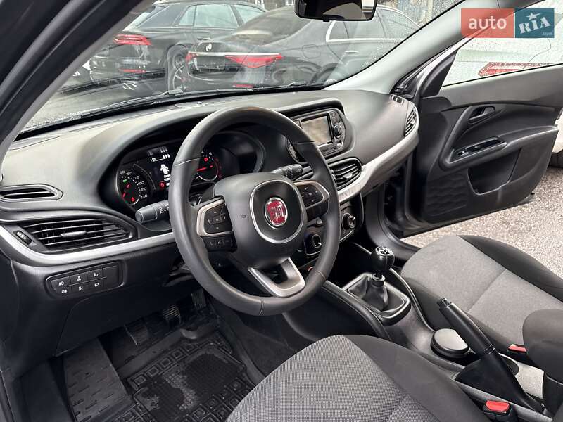 Хэтчбек Fiat Tipo 2020 в Киеве