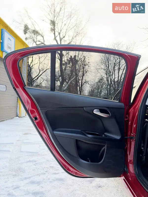 Fiat Tipo 2020 VIN ZFA35600006R41097 фото оголошення 25 з 68