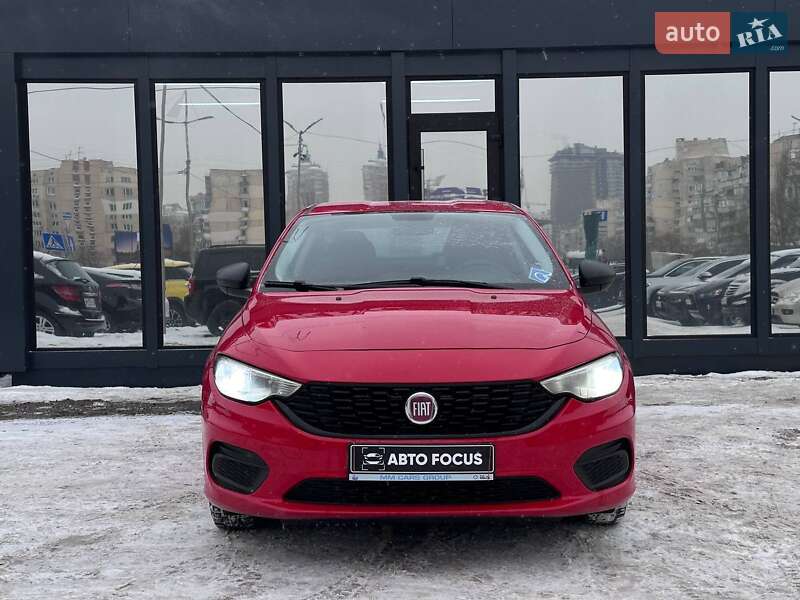 Седан Fiat Tipo 2019 в Киеве