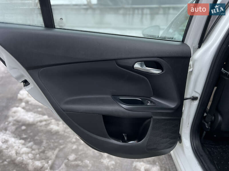 Седан Fiat Tipo 2018 в Киеве фото 23 Седан Fiat Tipo 2018 в Киеве