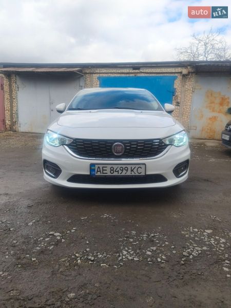 Седан Fiat Tipo 2018 в Кривому Розі