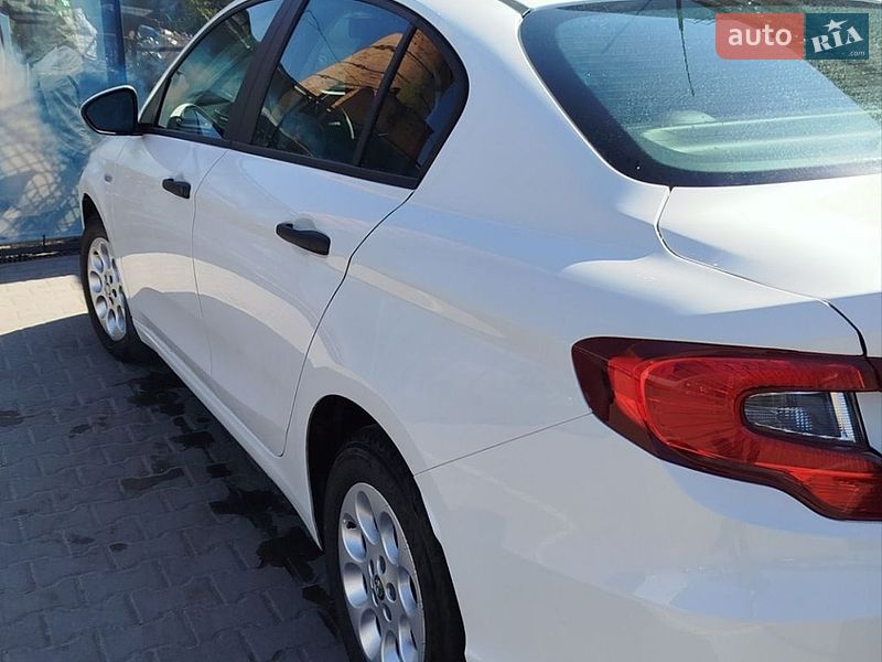 Седан Fiat Tipo 2021 в Житомирі