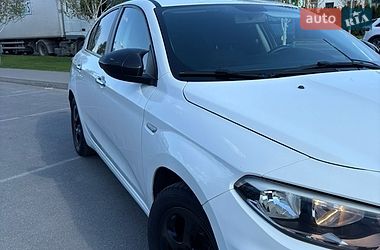Хэтчбек Fiat Tipo 2017 в Киеве