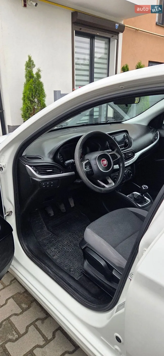 2016 Fiat Tipo - мініатюра 9