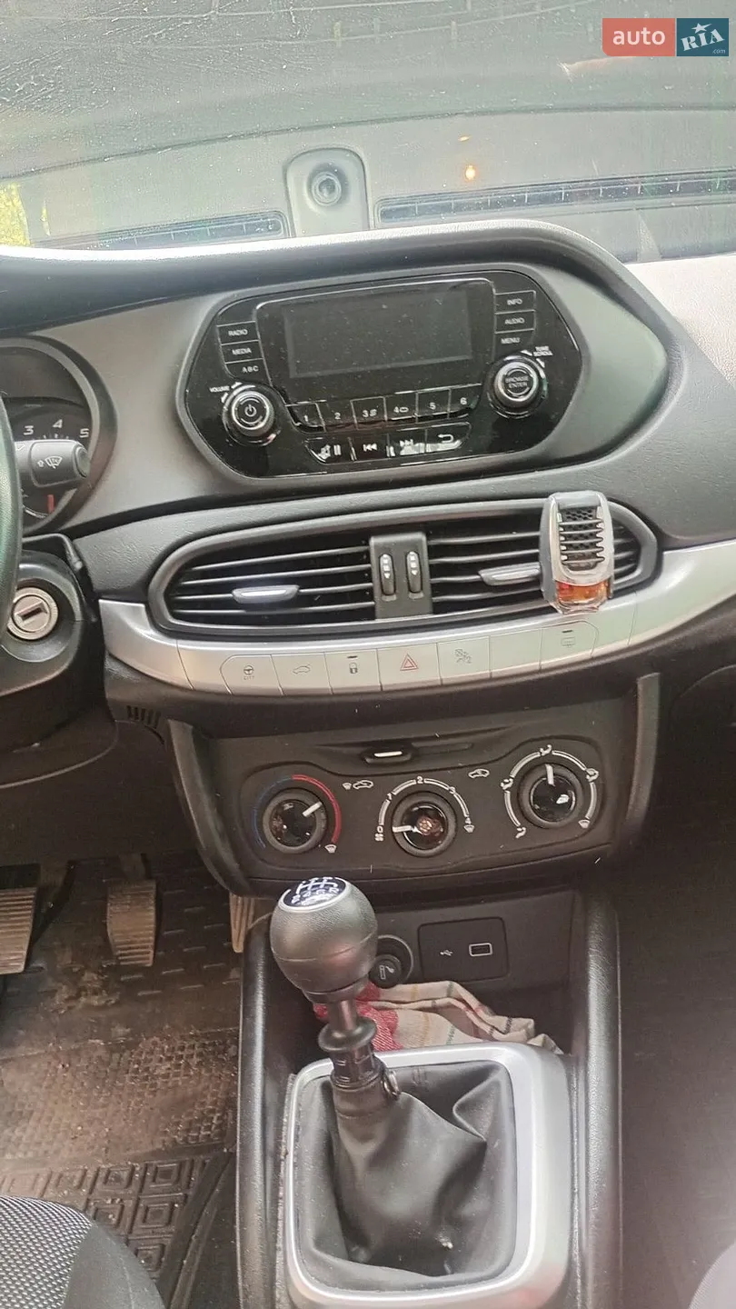 2020 Fiat Tipo - мініатюра 4