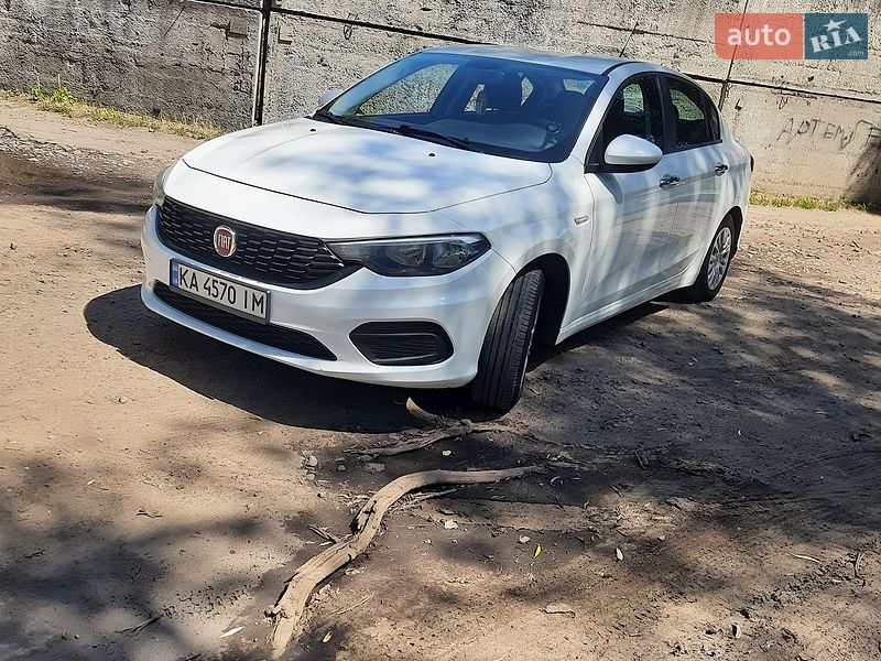 Седан Fiat Tipo 2020 в Черкассах