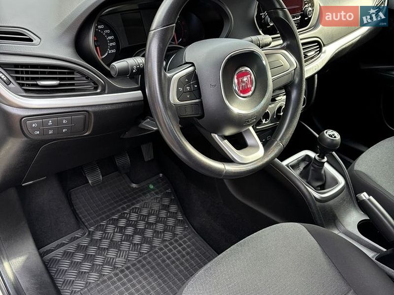 Седан Fiat Tipo 2020 в Вышгороде