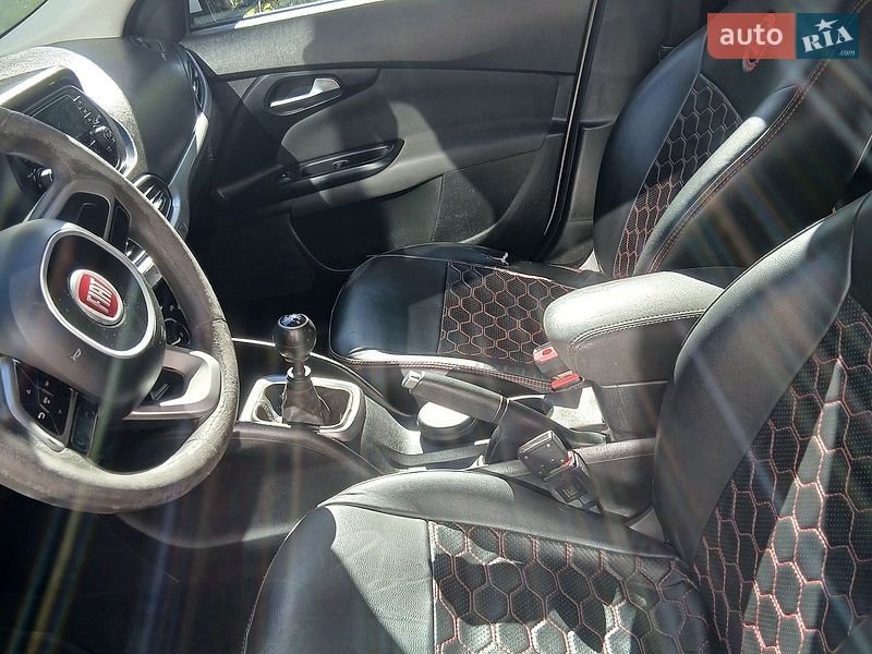 Седан Fiat Tipo 2019 в Виннице