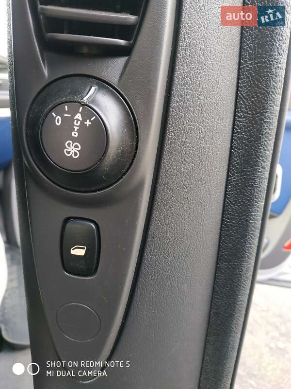 Мінівен Fiat Ulysse 2003 в Лозовій