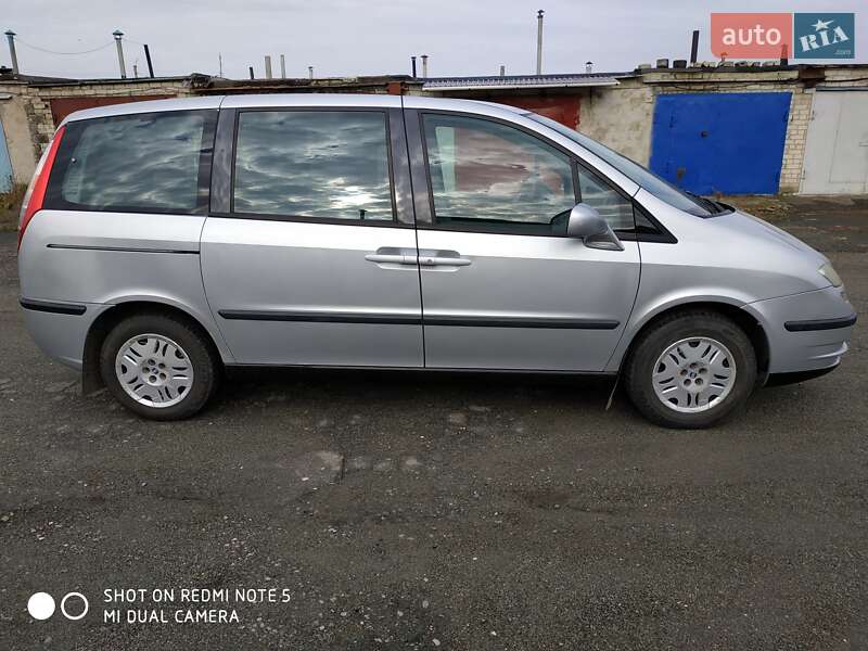 Мінівен Fiat Ulysse 2003 в Лозовій