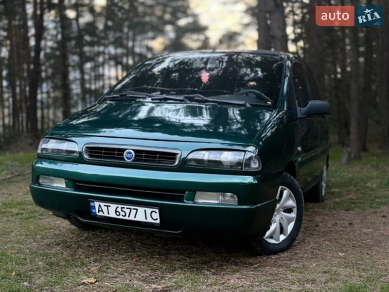 Мінівен Fiat Ulysse 1999 в Надвірній
