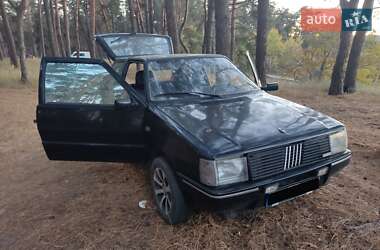 Хэтчбек Fiat Uno 1986 в Сумах
