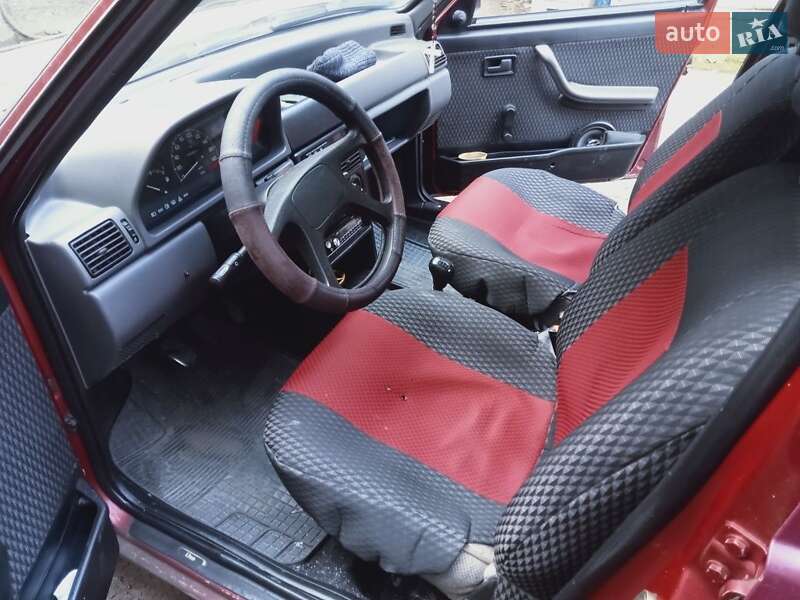 Хэтчбек Fiat Uno 1988 в Ровно