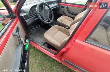 Хетчбек Fiat Uno 1985 в 