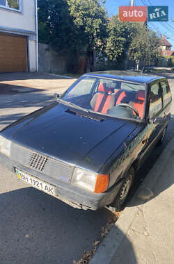 Хэтчбек Fiat Uno 1986 в 