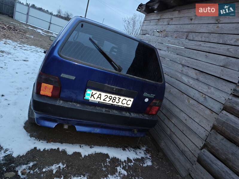 Хэтчбек Fiat Uno 1995 в Барановке