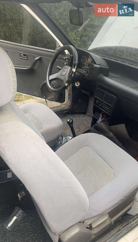 Хэтчбек Fiat Uno 1986 в Ужгороде