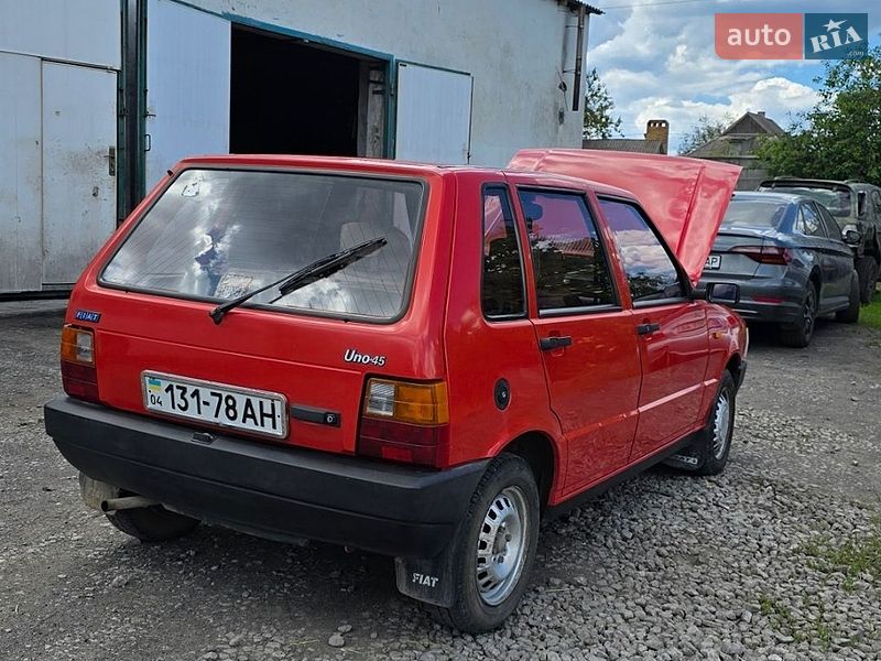 Хетчбек Fiat Uno 1989 в Апостоловому
