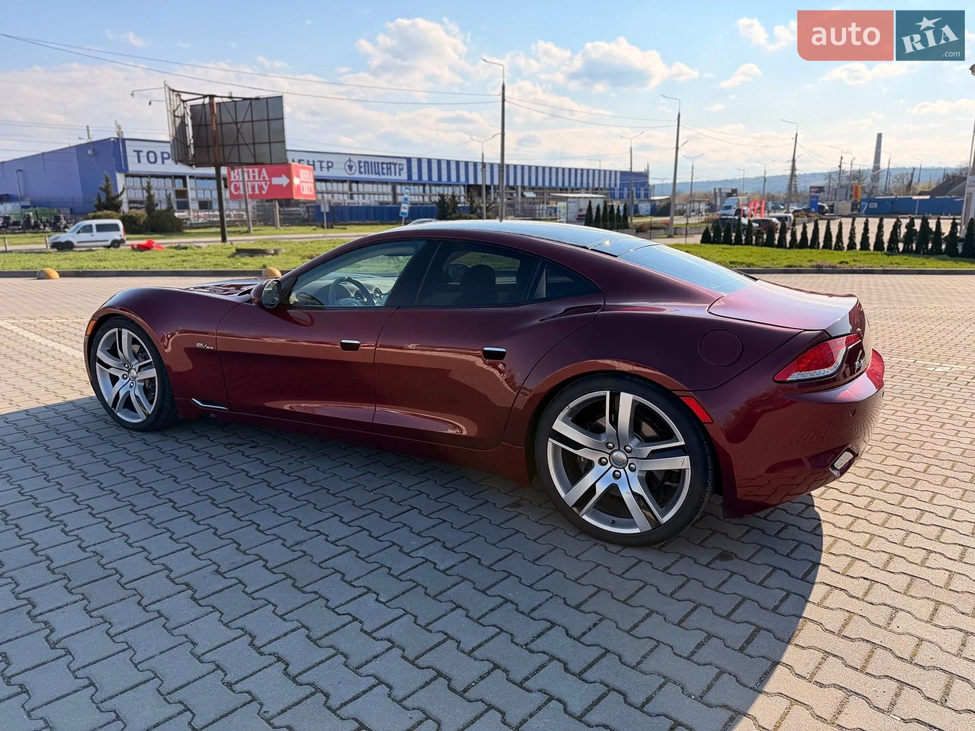 2011 Fisker Karma - мініатюра 16