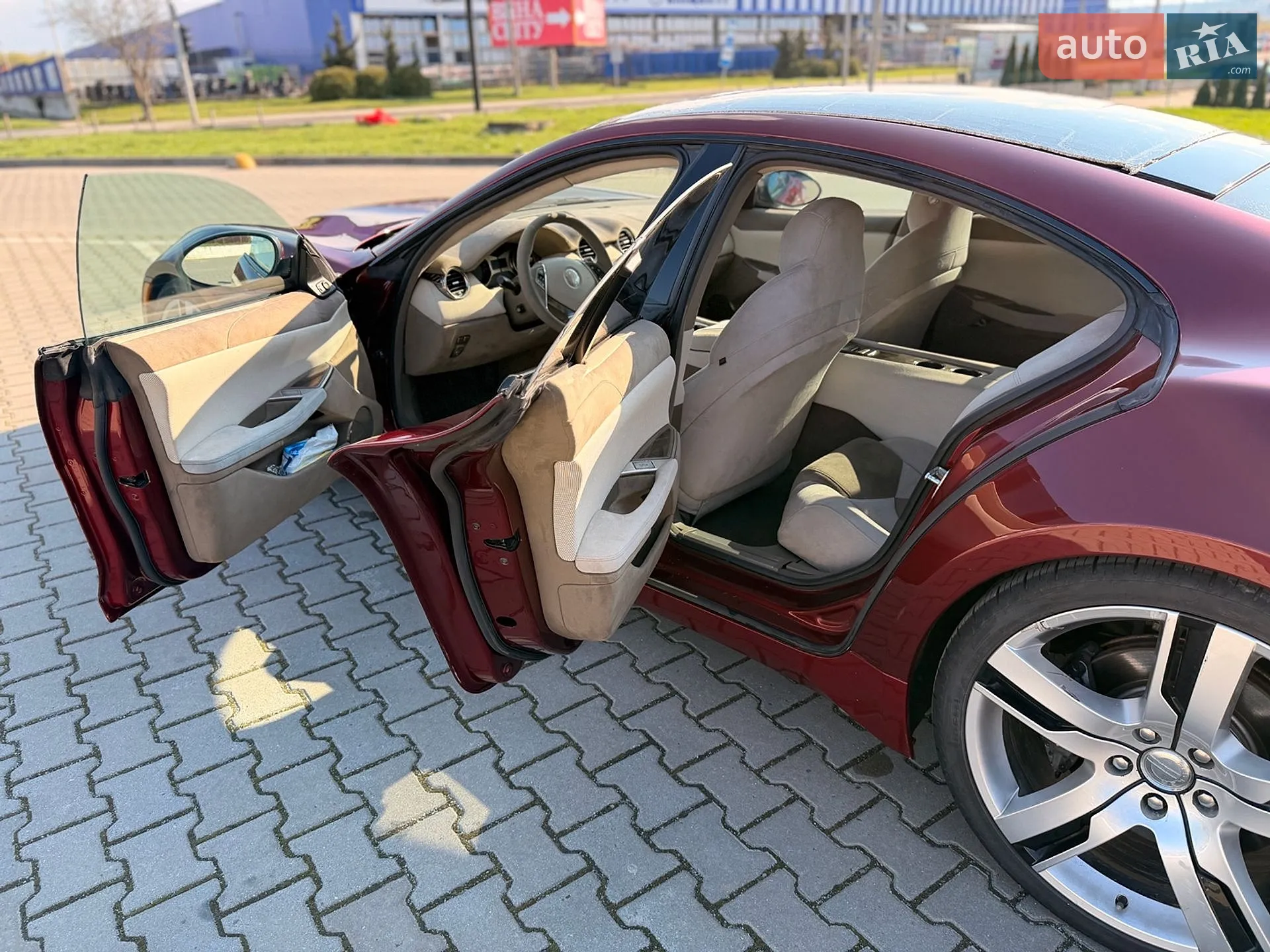 2011 Fisker Karma - мініатюра 28