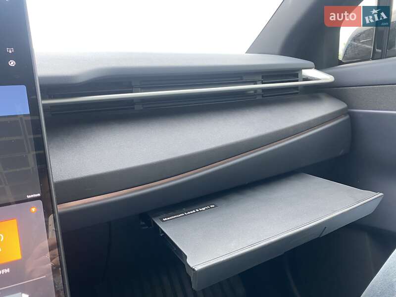 Внедорожник / Кроссовер Fisker Ocean 2023 в Кривом Роге фото 30 Внедорожник / Кроссовер Fisker Ocean 2023 в Кривом Роге