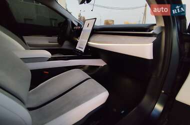 Внедорожник / Кроссовер Fisker Ocean 2023 в 