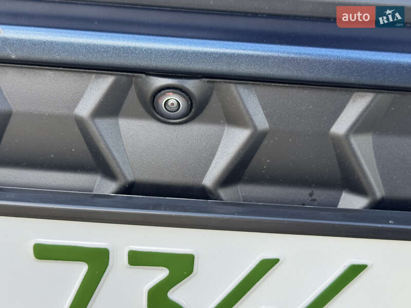 Внедорожник / Кроссовер Fisker Ocean 2023 в Ужгороде