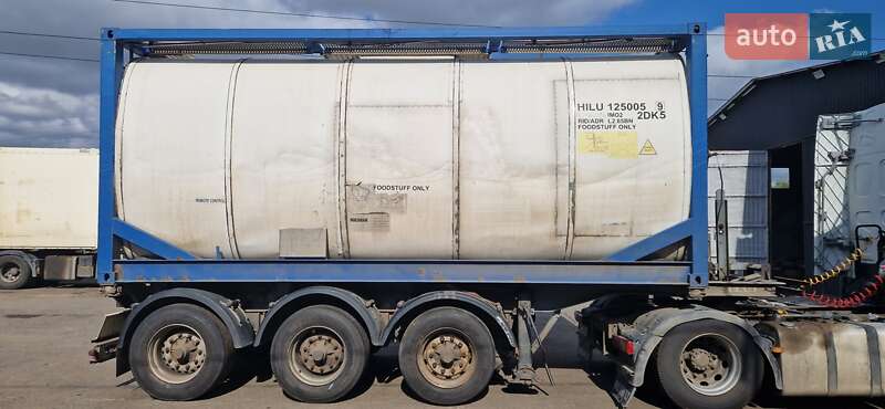 Цистерна полуприцеп Fliegl SDS 2005 в Днепре фото 3 Цистерна полуприцеп Fliegl SDS 2005 в Днепре