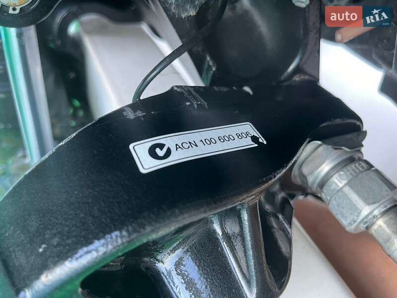 Моторная яхта Flipper 630 2007 в Киеве фото 13 Моторная яхта Flipper 630 2007 в Киеве