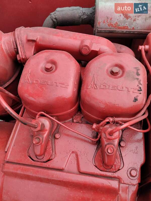 Бортовий напівпричіп Floor FLO 1986 в Шептицькому