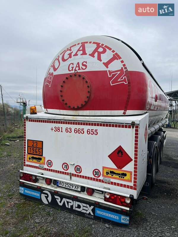 Цистерна полуприцеп Fluid CSP 2010 в Ужгороде фото 3 Цистерна полуприцеп Fluid CSP 2010 в Ужгороде