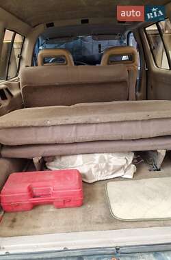 Минивэн Ford Aerostar 1993 в 
