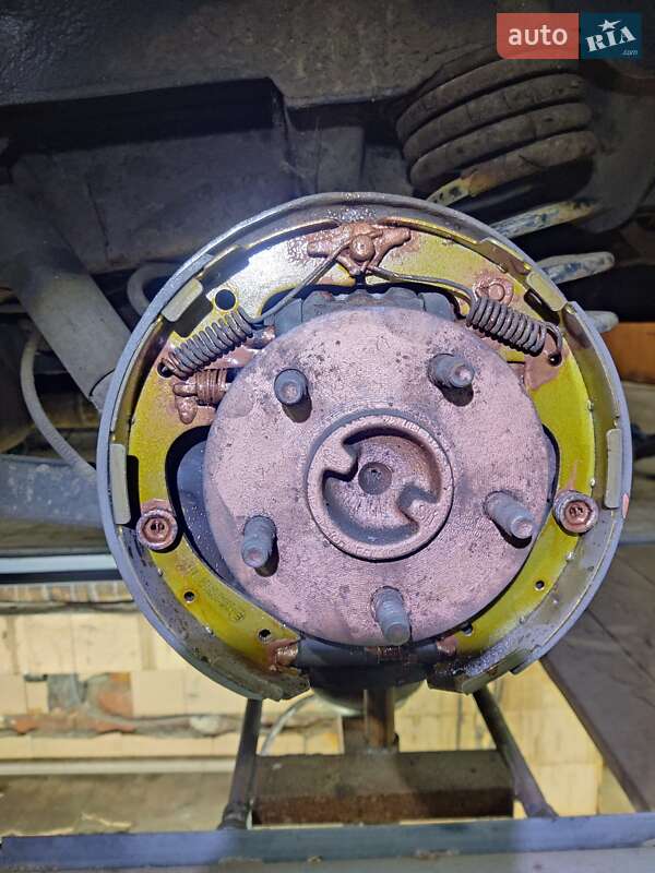 Мінівен Ford Aerostar 1991 в Чернігові