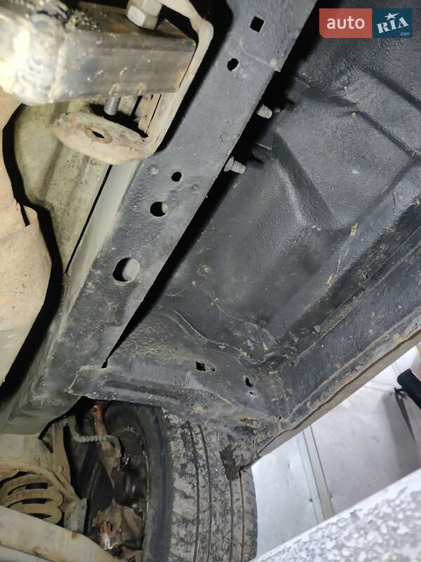 Мінівен Ford Aerostar 1991 в Чернігові