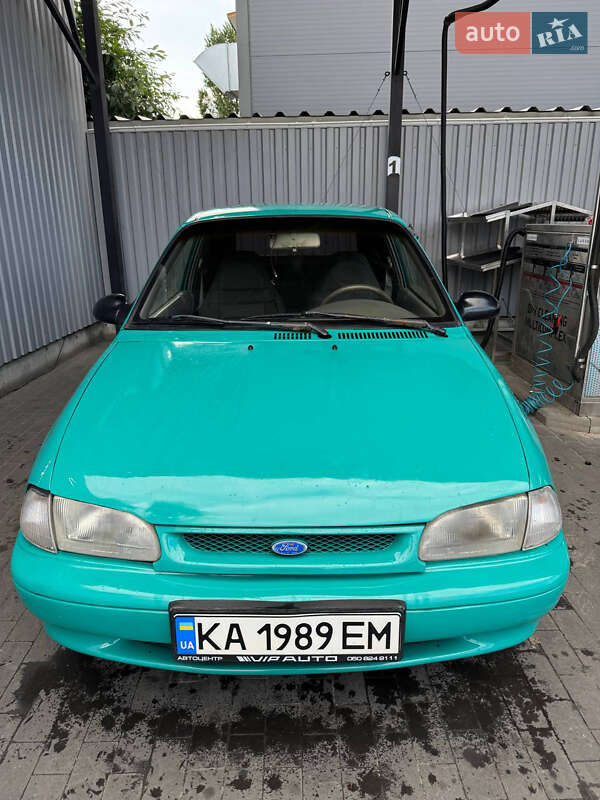Ford Aspire 1996
