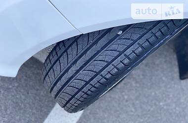 Мінівен Ford B-Max 2014 в 