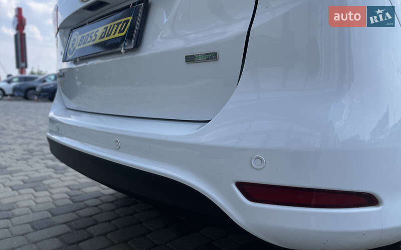 Микровэн Ford B-Max 2015 в Мукачево