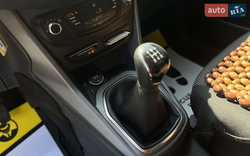 Микровэн Ford B-Max 2015 в Мукачево