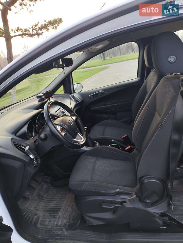 Микровэн Ford B-Max 2013 в Каменском