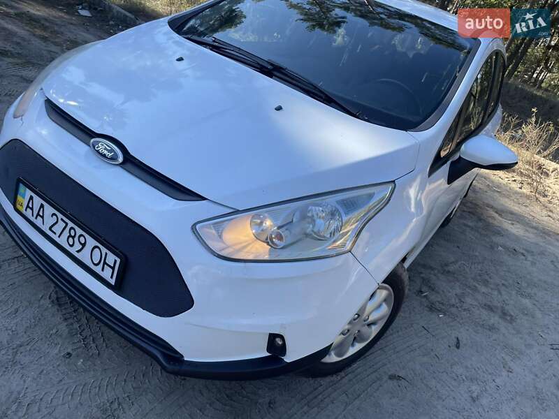 Микровэн Ford B-Max 2013 в Десне
