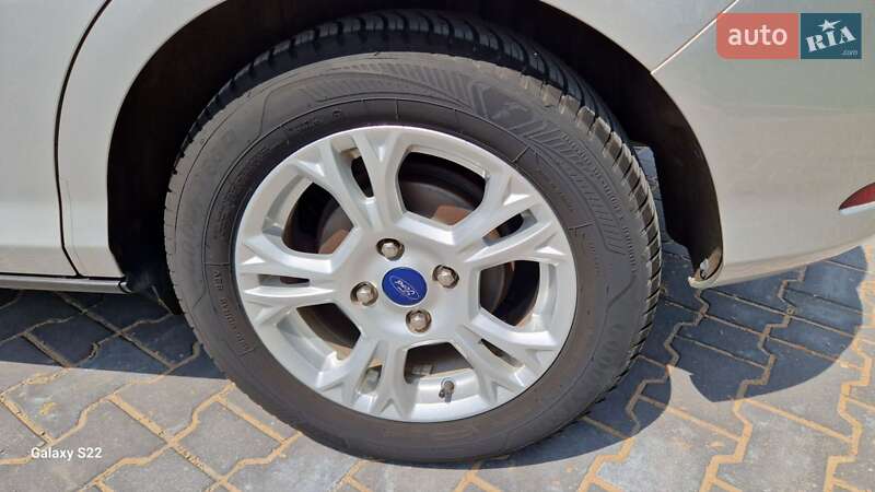 Мікровен Ford B-Max 2014 в Івано-Франківську